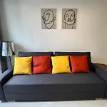 Marais Apartment Near Louvre Museum Ecouffes