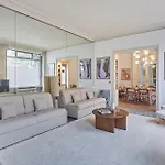 Appartment St Germain Des Pres By Studio Prestige