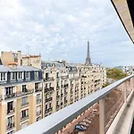 Guestready - View Of The Eiffel Tower Ideal For 2