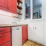 Spacious Apartment Near Gare Du Nord And Est