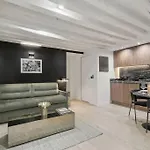 Duplex Parisien Pres Du Louvre