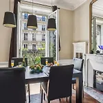 Elegant Appartement Parisien