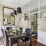Elegant Appartement Parisien