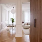 Appart Haussmannien Luxe - 2 Chambres, Champs-Elysees