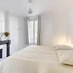 Bright Apartment Near Gare De Lyon Paris