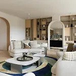 Luxury Apartment With Eiffel Tower View