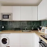173 Suite Eiffel - Superb Apartment In Paris.