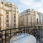 Elegant Apartment - Eiffel Tower