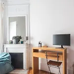 T3 With Wifi Near Montmartre