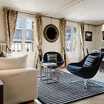 Paris Louvre Design Residence