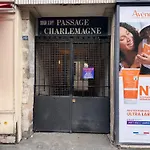 Cozy & Luxury In Heart Of Marais