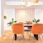 Luxury Flat With Balcony Near Arc De Triomphe