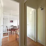 Charming Bright Studio In Luxurious 16Th