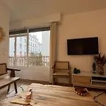 Cozy Modern Apartment - Paris