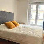 L\'Auberge Des Halles- Epure & Confortable