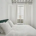 Saint Germain & Buci - 2Br - Cityapartmentstay