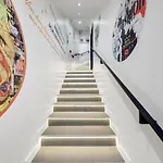 Bluestay 78 - Superb Apartment