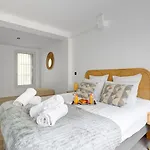 Bluestay 123 - Superb Apartment In Paris