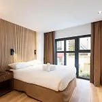 Les Suites Hcr