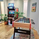 Loft Familial Au Coeur De Paris Avec Clim, Arcade Et Baby-Foot Proche Republique Et Canal St Martin