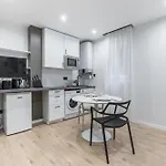 Versigny Heart Of 18Th Cosy Studio