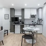 Versigny Heart Of 18Th Cosy Studio