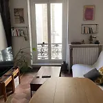 Lovely Love Nest In The Marais