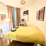 Vaste Appartement Avec Tout Paris A Vos Pieds