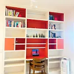 Apartment With Eiffel Tower And Seine View Bleriot