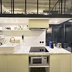 Cosy Flat In Marais