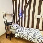 St Paul Marais Flat Ground Floor