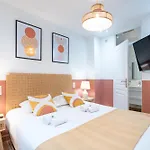 New - Designer Flat For 4 Pp