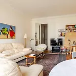 Appartement Pres De La Tour Eiffel