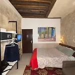 Charles V Flat Ground Floor