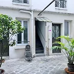 Cosy Flat Near Montparnasse