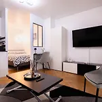 Stylish Escape In The Vibrant 11Th Arrondissement