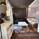 05 Grand Studio Near Chatelet