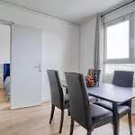 Chic Apartment Centre Paris