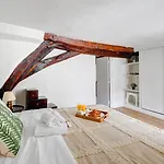 Bnbnook - Stylish 2Br - Ile St-Louis - Notre-Dame