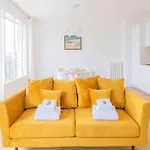 Magnificent Apartment -2Br 4P - Porte Maillot