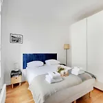 Charming Apartment Near The Eiffel Tower - Mobility Lease