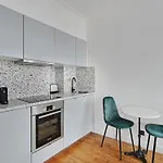 Charming Flat - 1 Bdr 2P Ternes - 17E