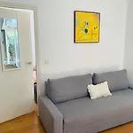 Beautiful Apartment With Terrace In Paris 8