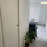 Bright Studio Apartment In The Heart Of Paris