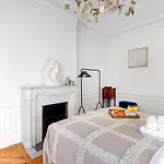 Bnbnook - Stylish 2Br - Pompidou & Hotel De Ville