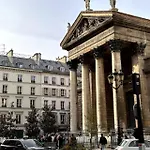 Cozy Studio Near Opera & Montmartre