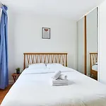 Bnbnook - Chic 1Br With Balcony - Latin Quarter