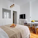 Bnbnook - Prime 1Br: Notre-Dame & Latin Quarter