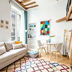 Stylish Parisian Flat In The Marais - Saint-Paul