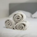 Majestic Suites - Paris 11